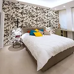 Center - E Апартаменты