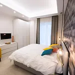 Апартаменты Center - E *