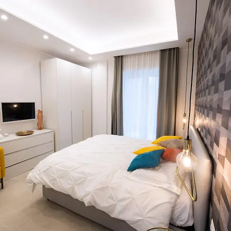 Appartamento Center - E *