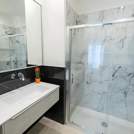 Apartamento Center - E *